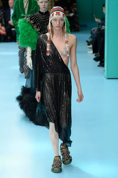 Look 15